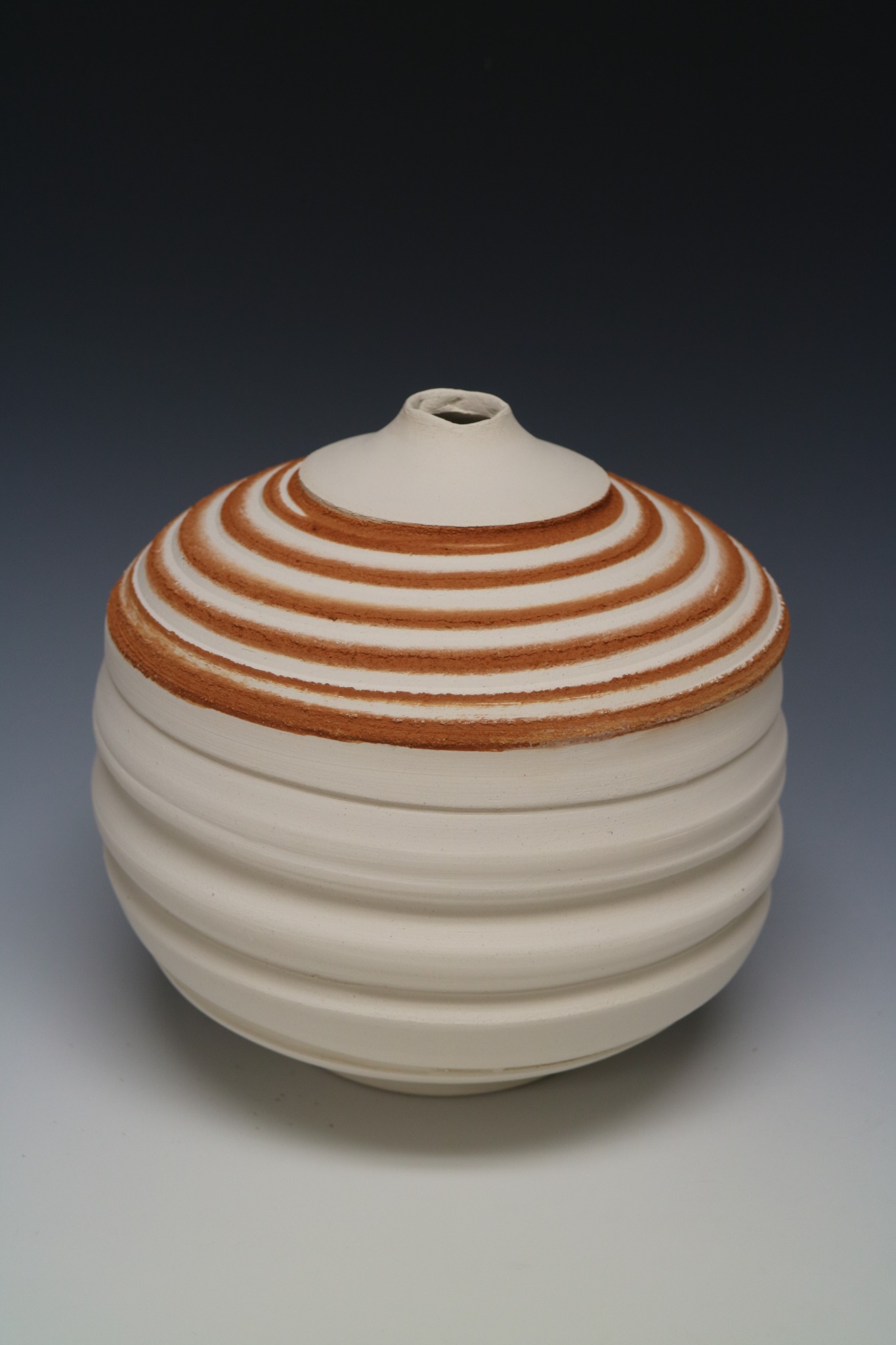 Grooved White Ware Pot with Iron Banding