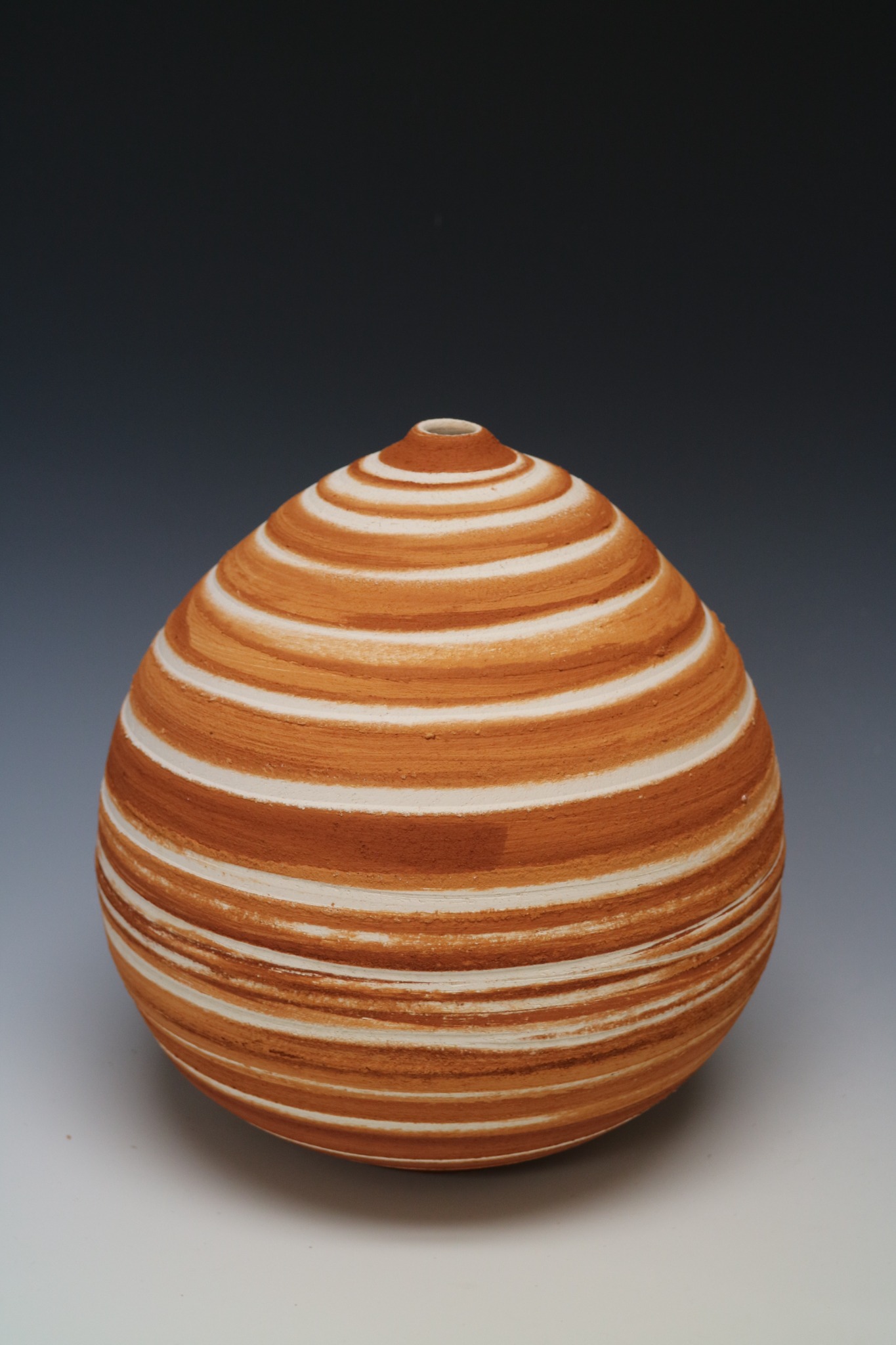 Swirling Tidal Iron Pot