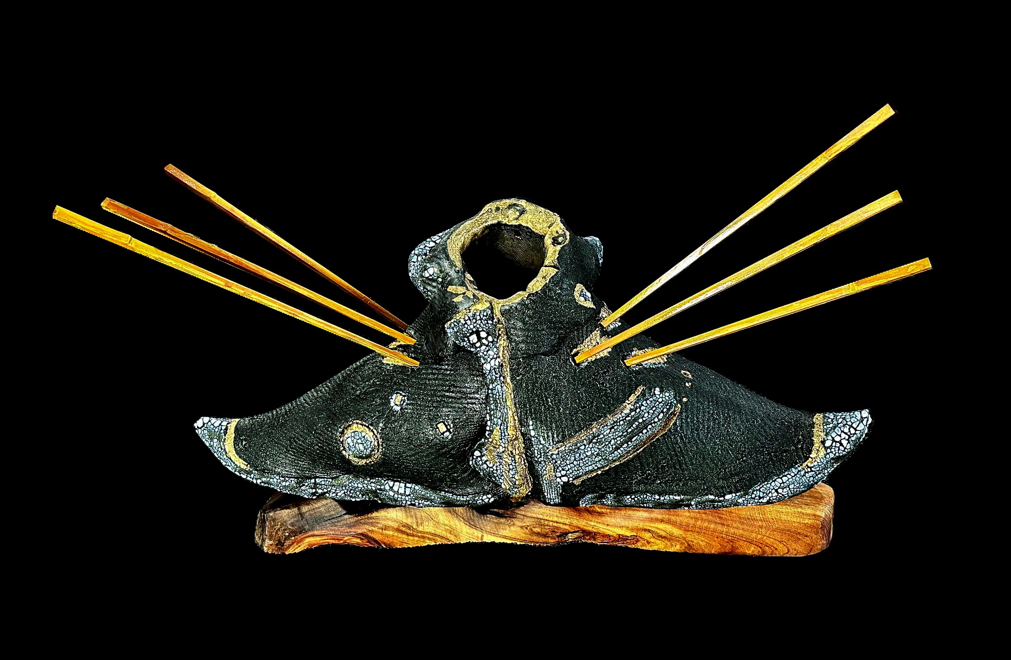 Eroded Obsidian Thrust Form 1.